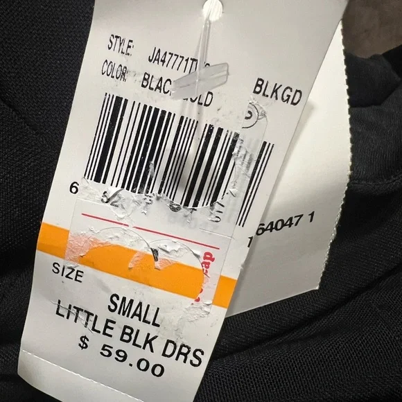 Little Black Dress - Picture 3 of 4